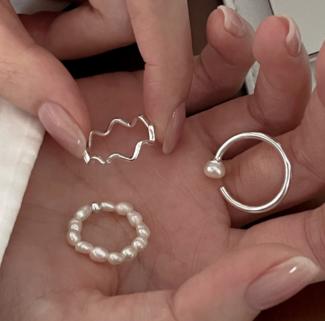 Simple Line Ball Ring for Women